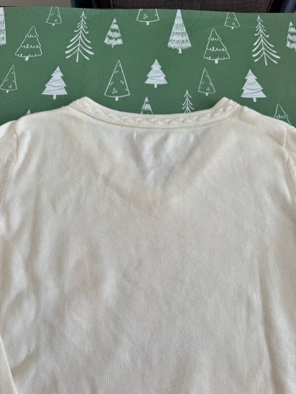 White Stag Women’s Xl 16-18 V-Neck Sweater Nwt Ivory Cotton Acrylic With Flaw — image 7 of 8